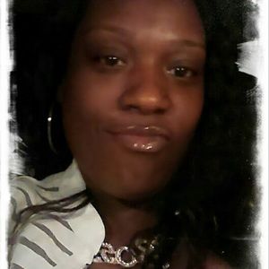 Meet your Posher, Sheena